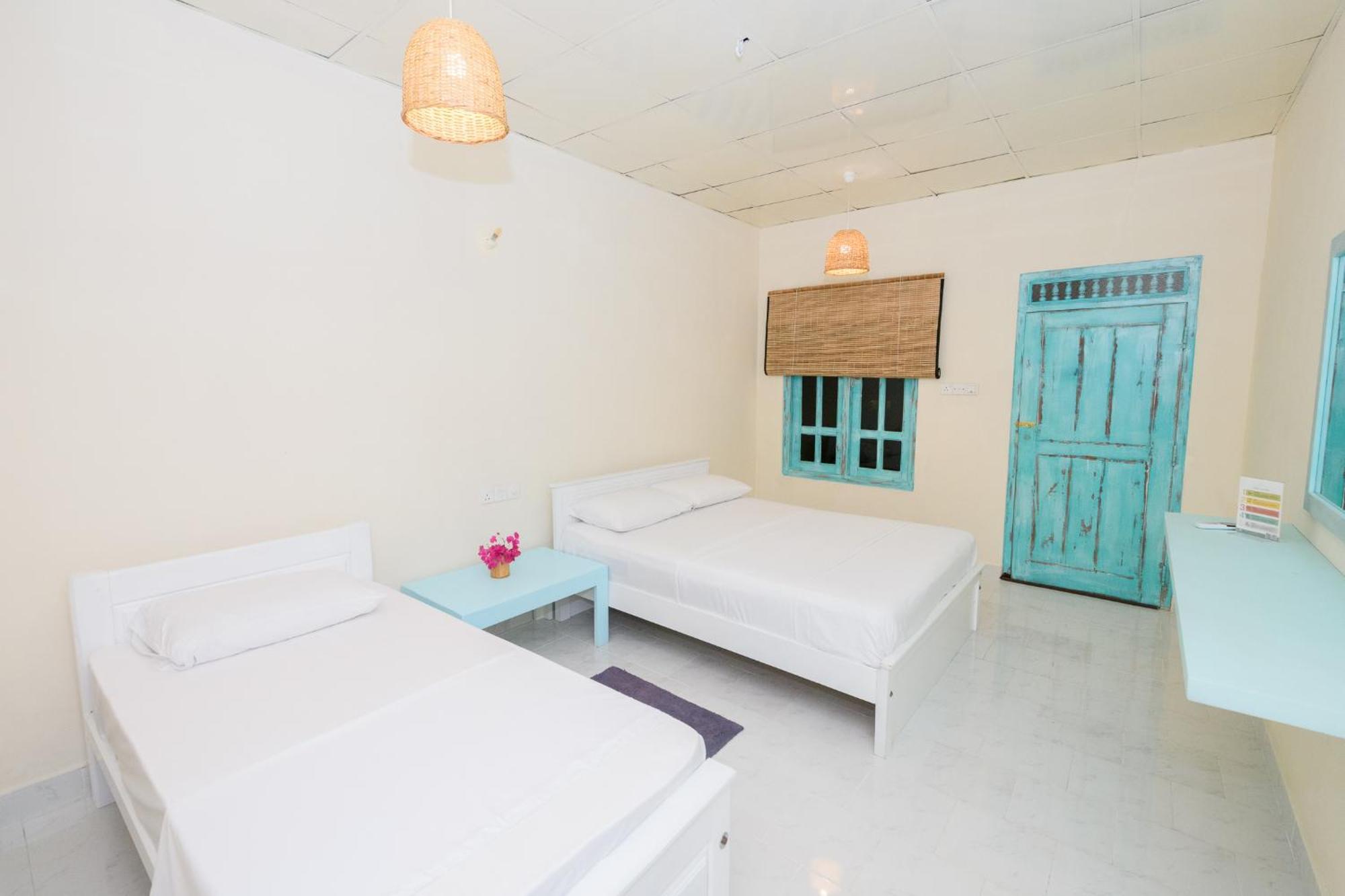 Hotel Capital Trincomalee Exterior foto